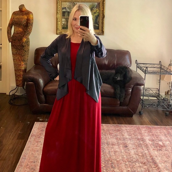 Satiny navy blue cropped high low blazer - Picture 7 of 8